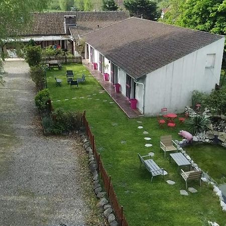 Les Garennes Bed & Breakfast Favieres  Exterior photo